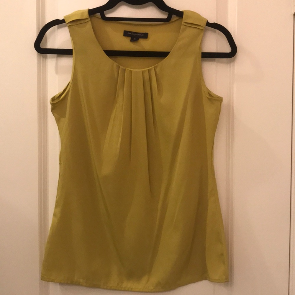 Banana Republic Sleeveless Top